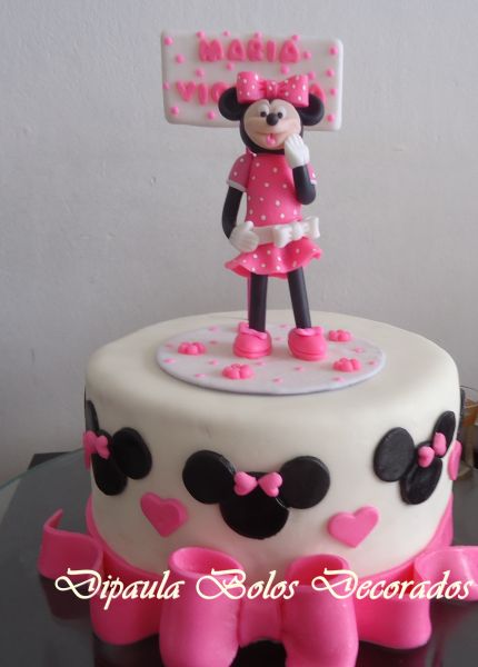 Bolo Minnie 20cm